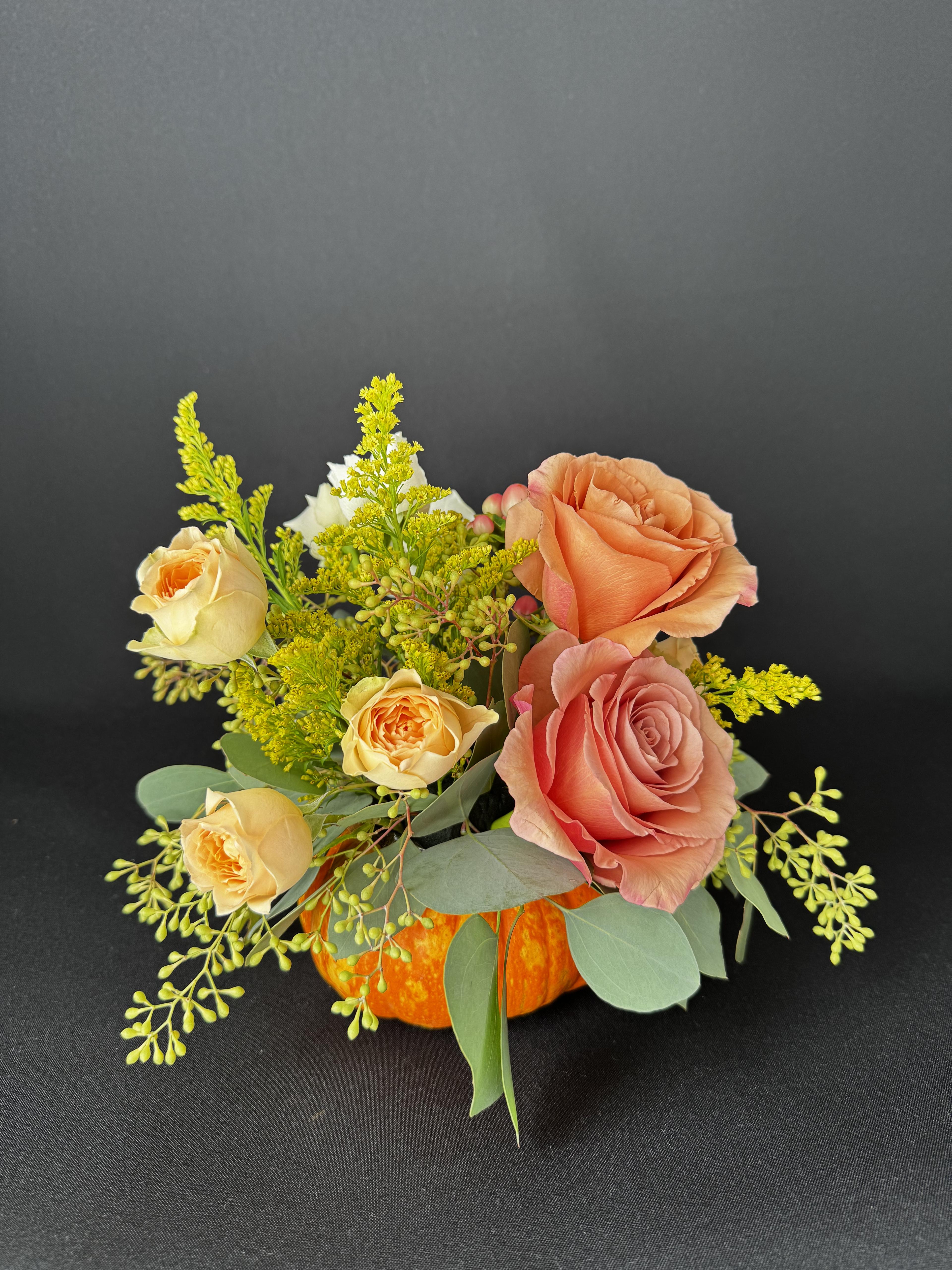 Signature Medium Arrangement in the Pumpkin